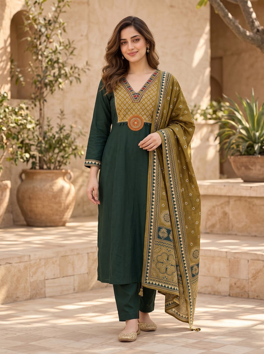 Forest Green Gajji Silk Kurta Set with Gamthi Embroidery & Kalamkari Dupatta