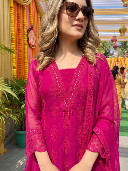 Magenta Mal Chanderi Kurta Set with Lucknawi Embroidery